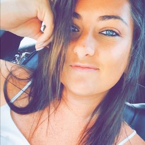 Meet your Posher, Breanne